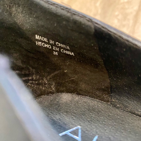 Stunning Black Penny Loafer from Aldo - Picture 4 of 7